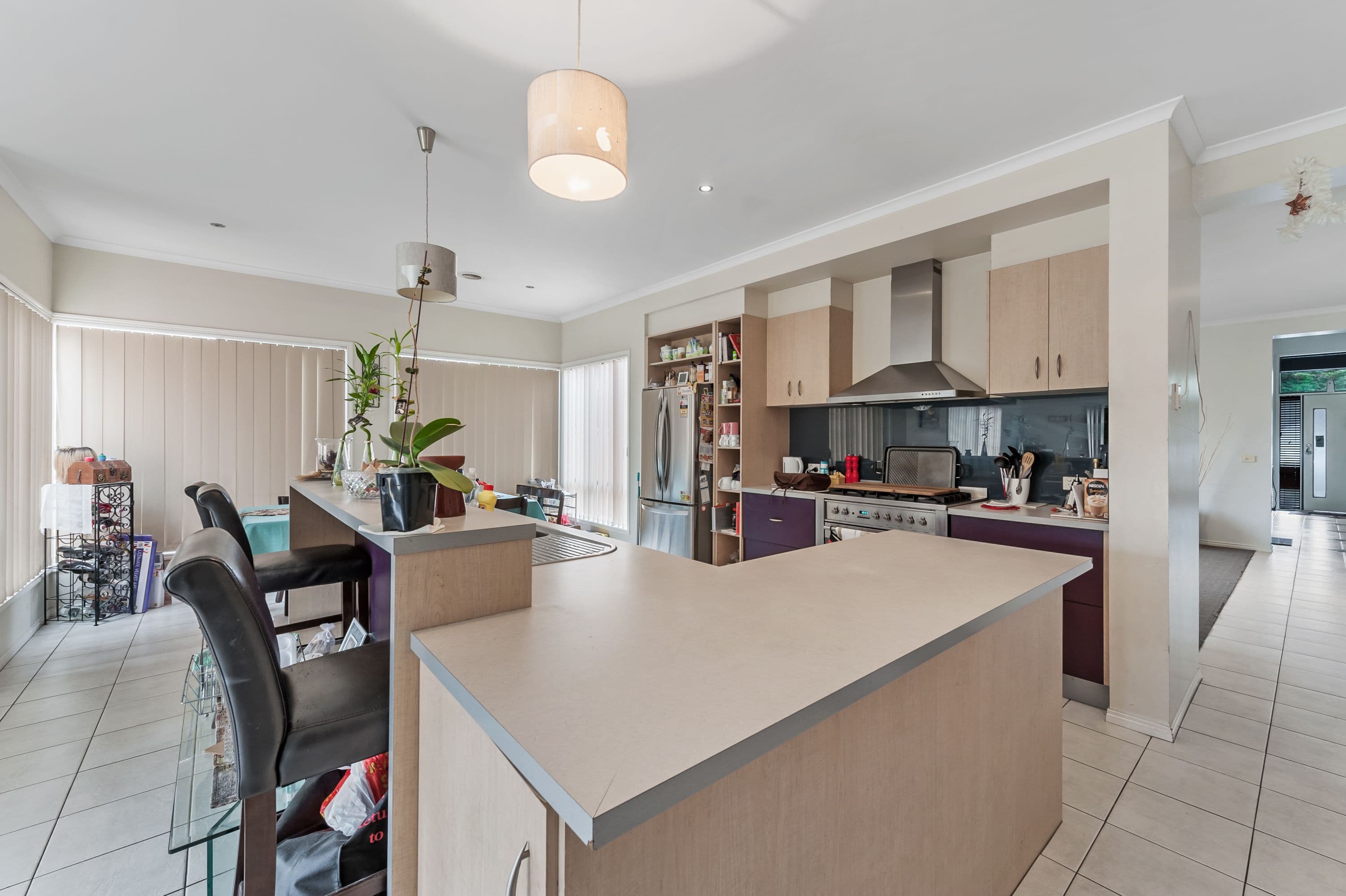 6 Deepdene Street, Caroline Springs VIC 3023, Caroline Springs - Thumbnail 6