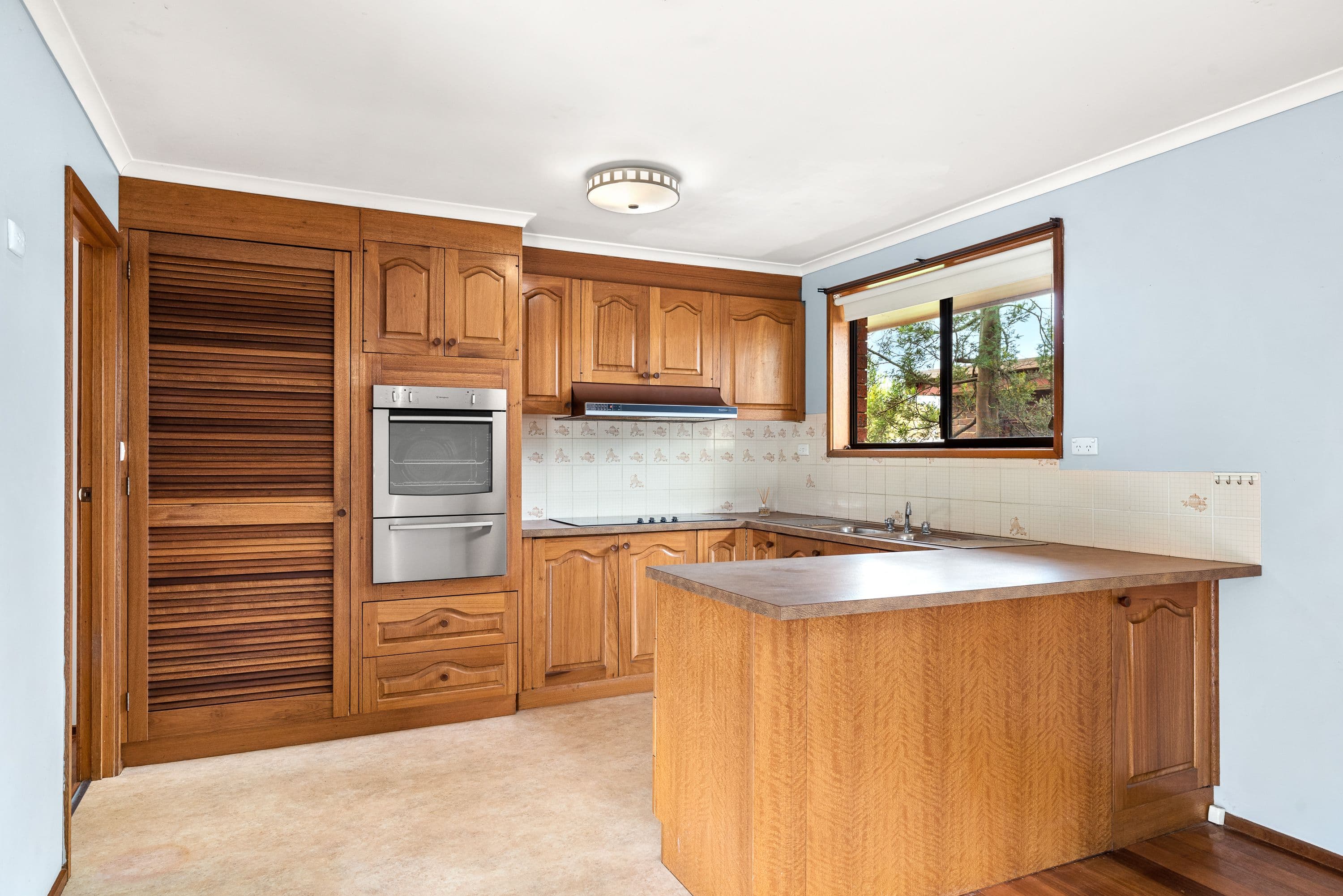 31 Birdwood Avenue, Cowes VIC 3922, Cowes - Thumbnail 2