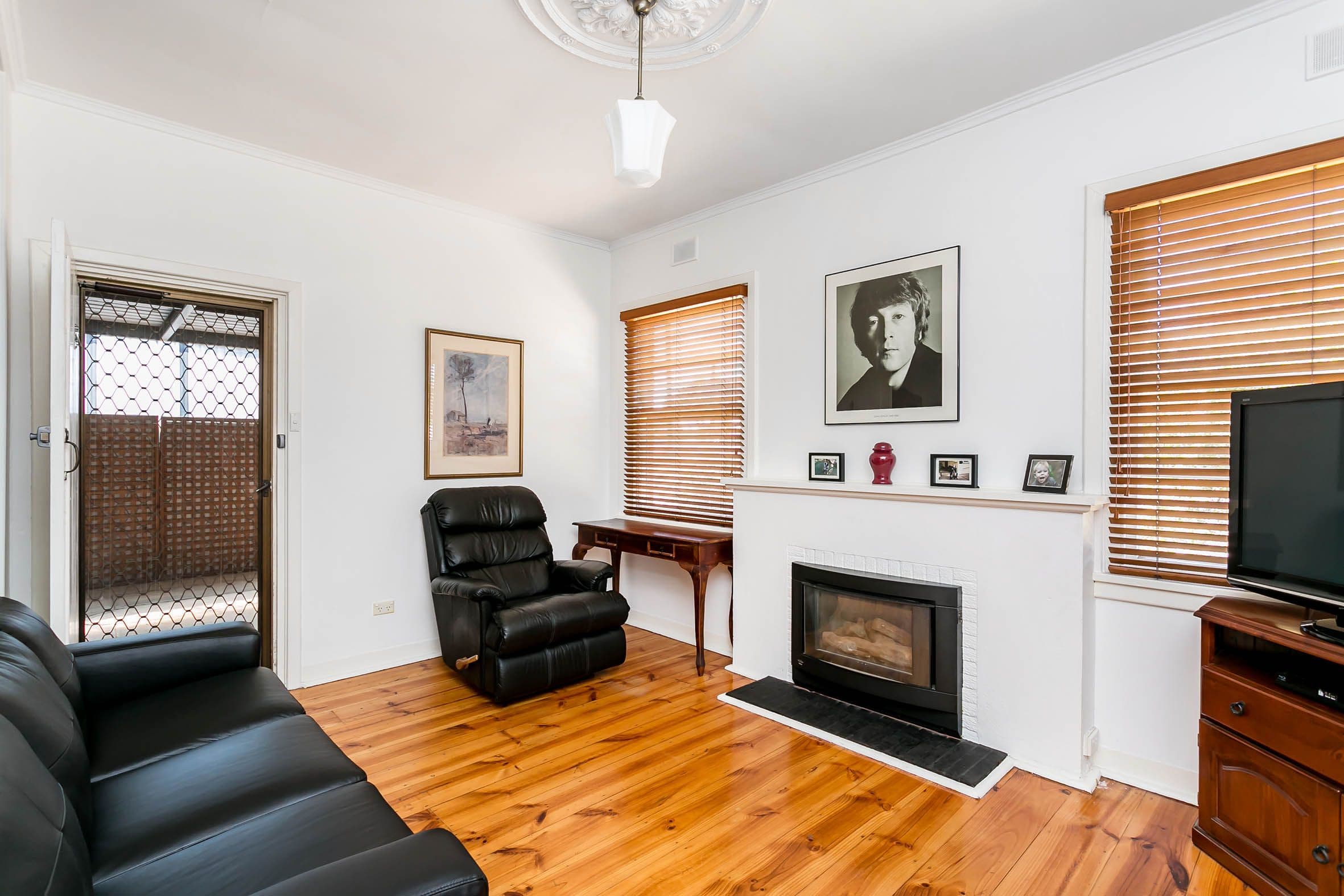 56 Matthews Avenue, Seaton SA 5023, Seaton - Thumbnail 2