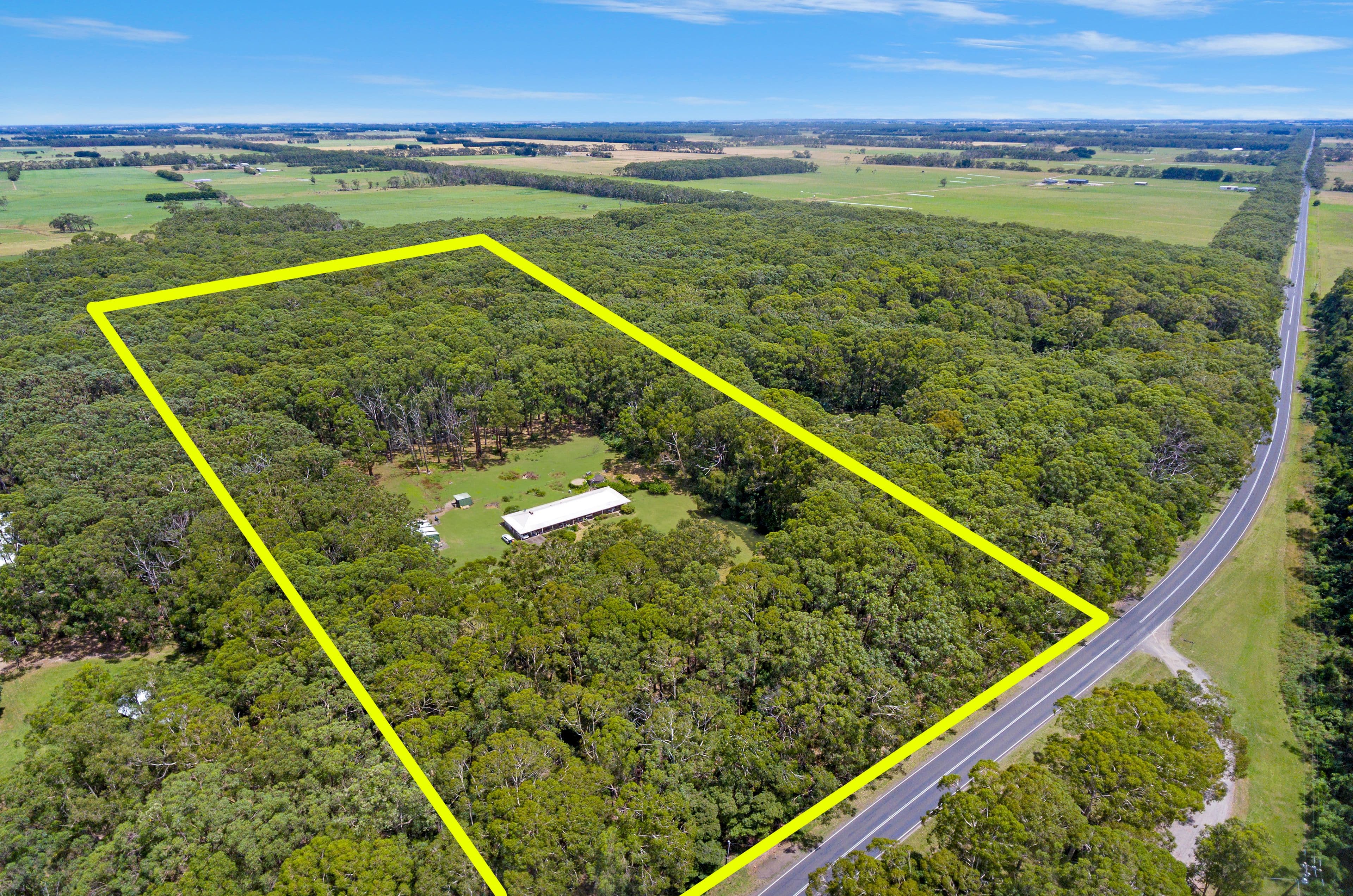 2765 Cobden-Warrnambool Road, Naringal East VIC 3277, Naringal East - Thumbnail 2