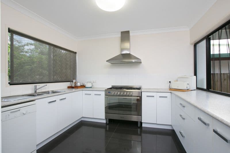 21 Poinsettia Street, Holloways Beach QLD 4878, Holloways Beach - Thumbnail 3