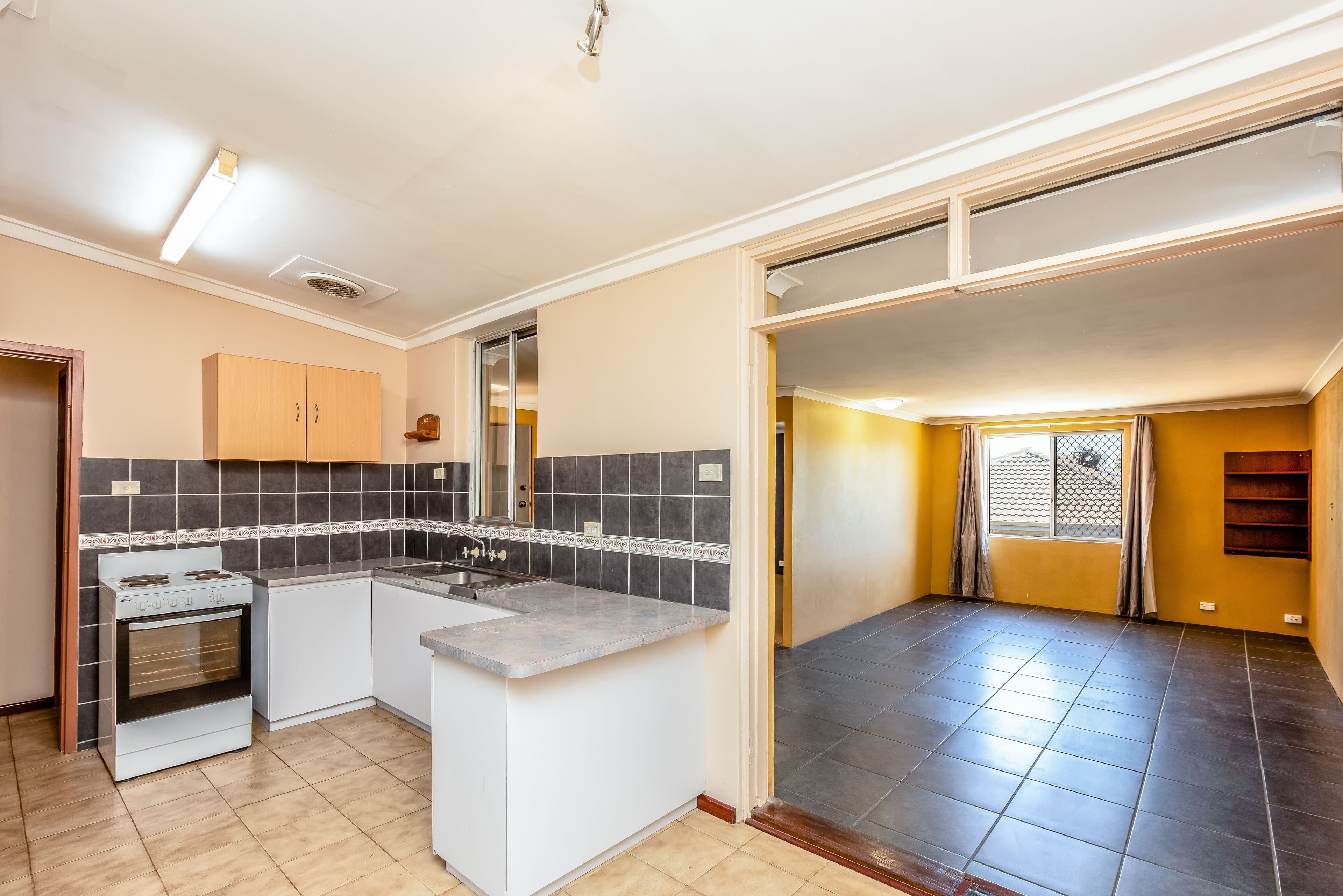 76 Dorothy Street, Geraldton WA 6530, Geraldton - Thumbnail 4