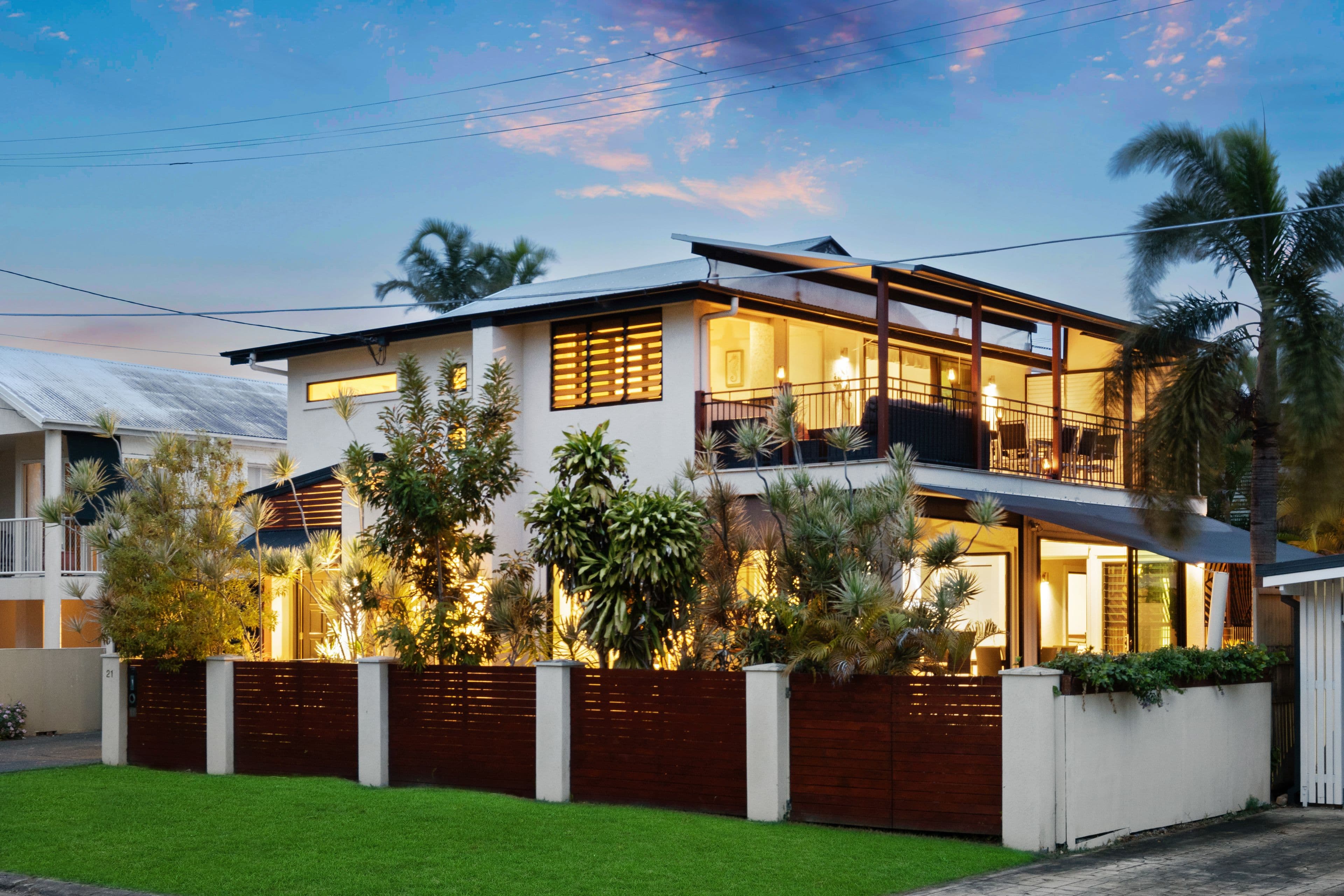 21 Third Avenue, Scarborough QLD 4020, Scarborough - Thumbnail 2