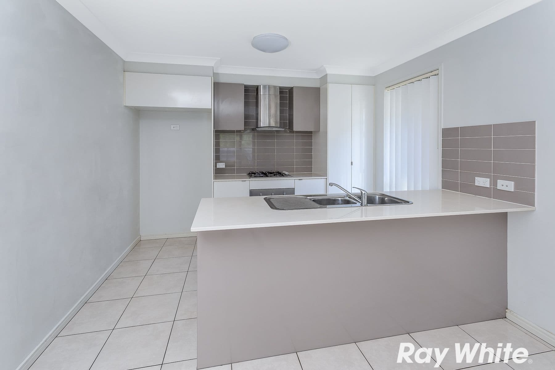 35 Birchgrove Crescent, Kallangur QLD 4503, Kallangur - Thumbnail 4