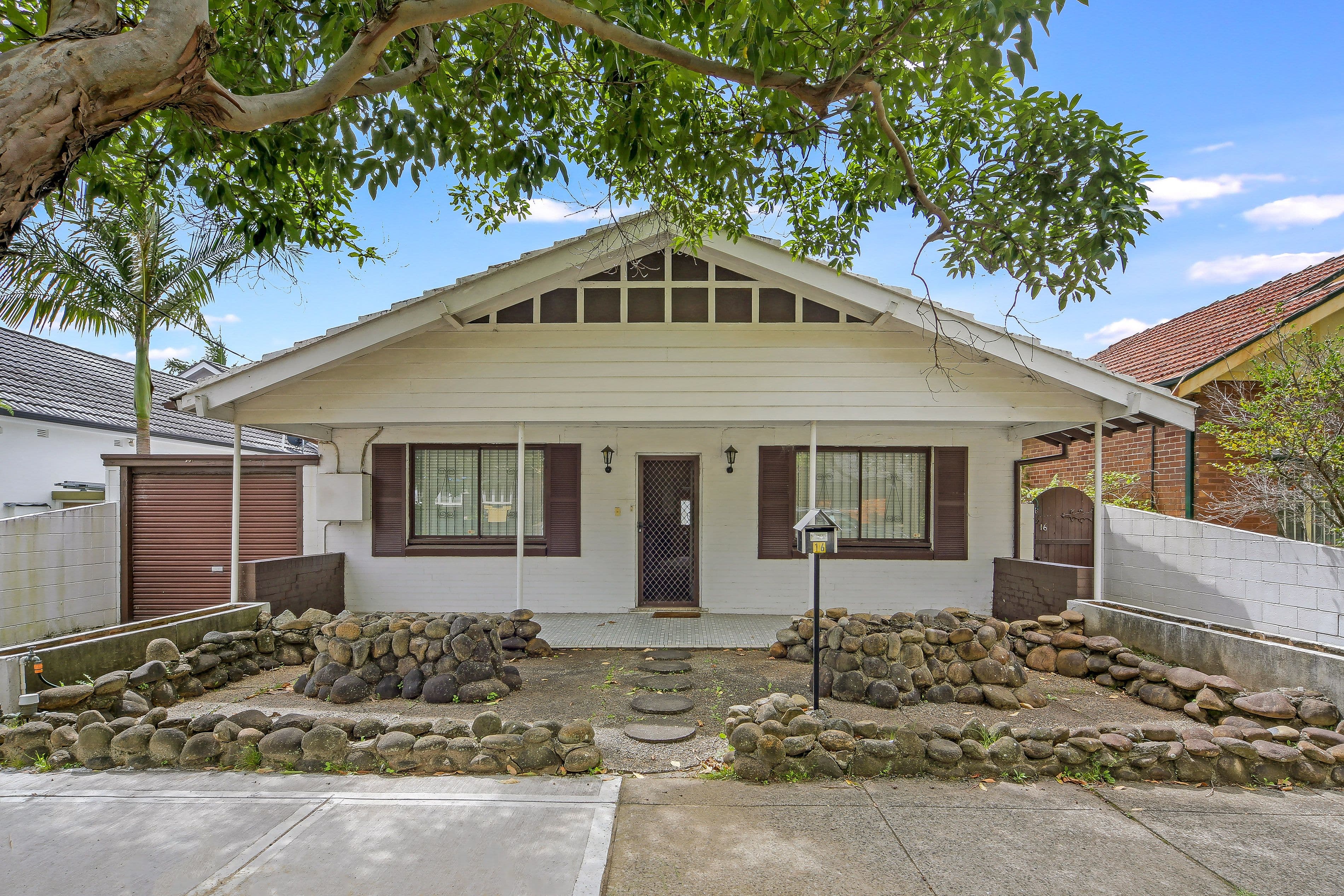 16 Hillview Street, Roselands NSW 2196, Roselands - Image 1