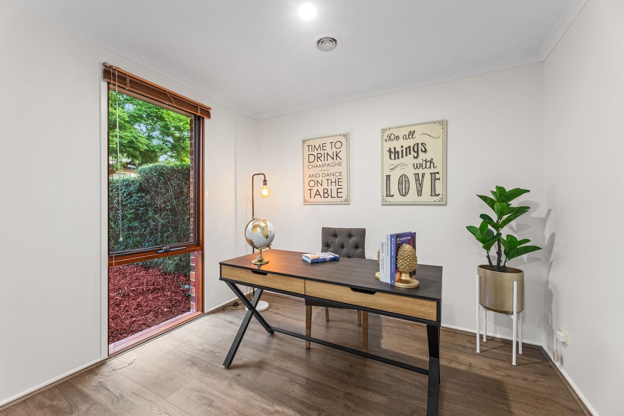 25 Feathertop Chase, Burwood East VIC 3151, Burwood East - Thumbnail 6