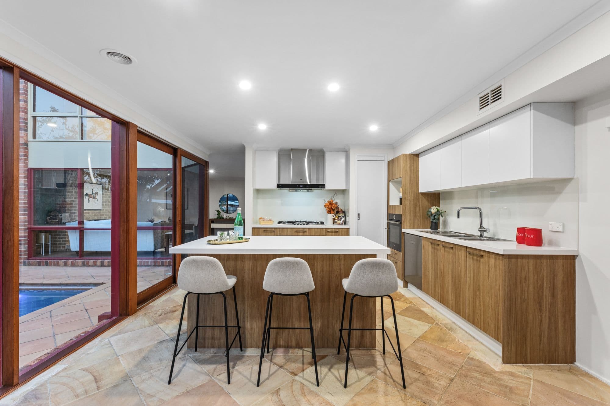 25 Feathertop Chase, Burwood East VIC 3151, Burwood East - Thumbnail 8