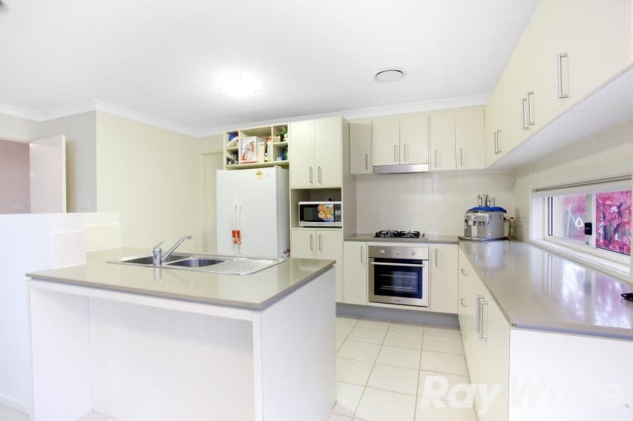6 Nova Drive, Dandenong, Dandenong - Thumbnail 3