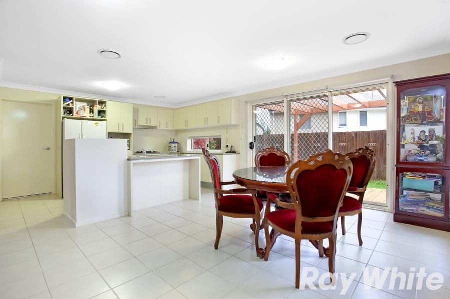6 Nova Drive, Dandenong, Dandenong - Thumbnail 4