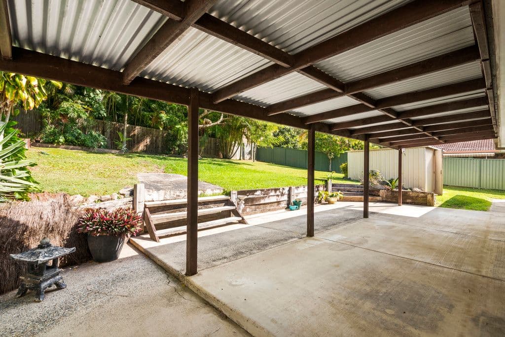 18 Mirreen Drive, Tugun QLD 4224, Tugun - Thumbnail 2