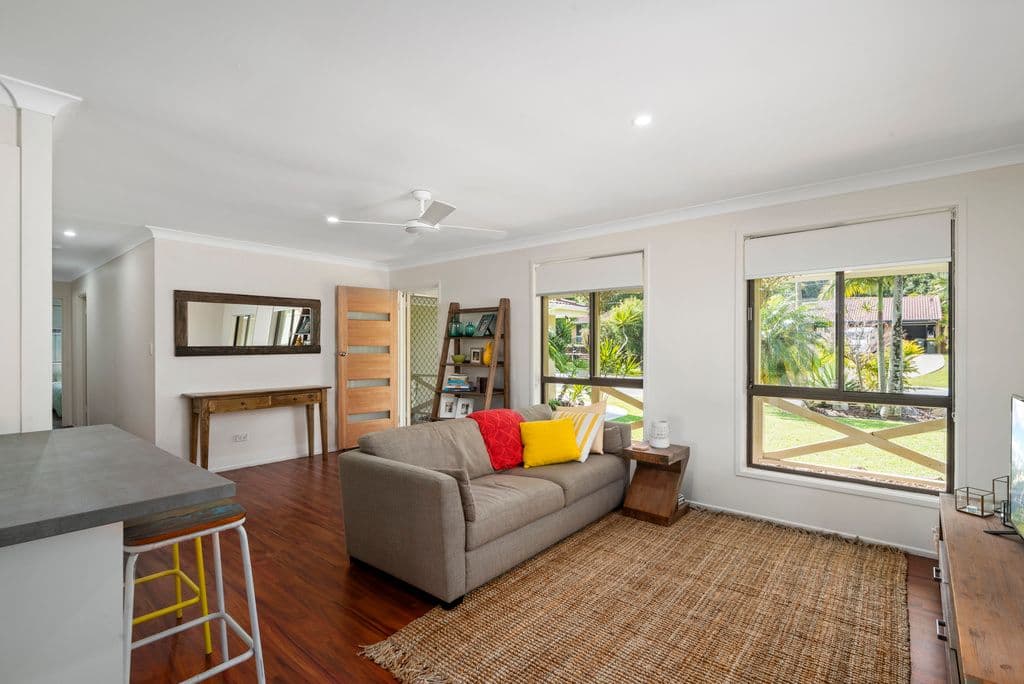 18 Mirreen Drive, Tugun QLD 4224, Tugun - Thumbnail 3