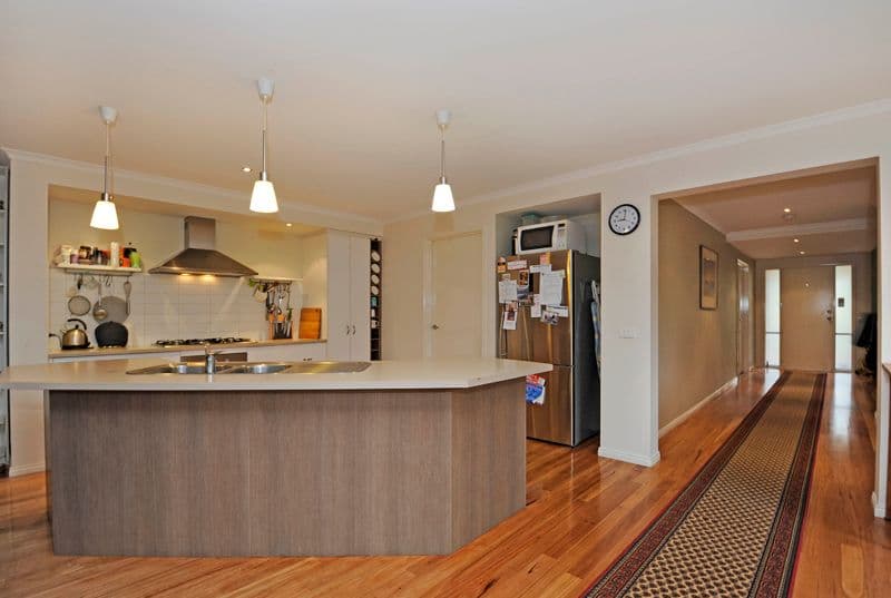 12 Barlow Rise, Bundoora VIC 3083, Bundoora - Thumbnail 2