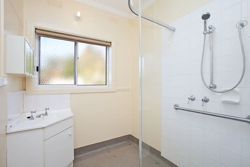 4 Ashe Crescent, BELLFIELD VIC 3081, Bellfield - Thumbnail 3