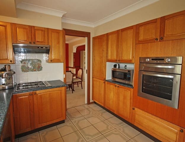 18 Dominish Cresent, CAMDEN SOUTH NSW 2570, Camden South - Thumbnail 3