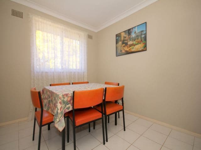 19 Donington Avenue, GEORGES HALL NSW 2198, Georges Hall - Thumbnail 2
