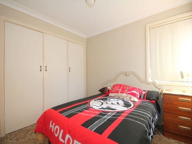 19 Donington Avenue, GEORGES HALL NSW 2198, Georges Hall - Thumbnail 6