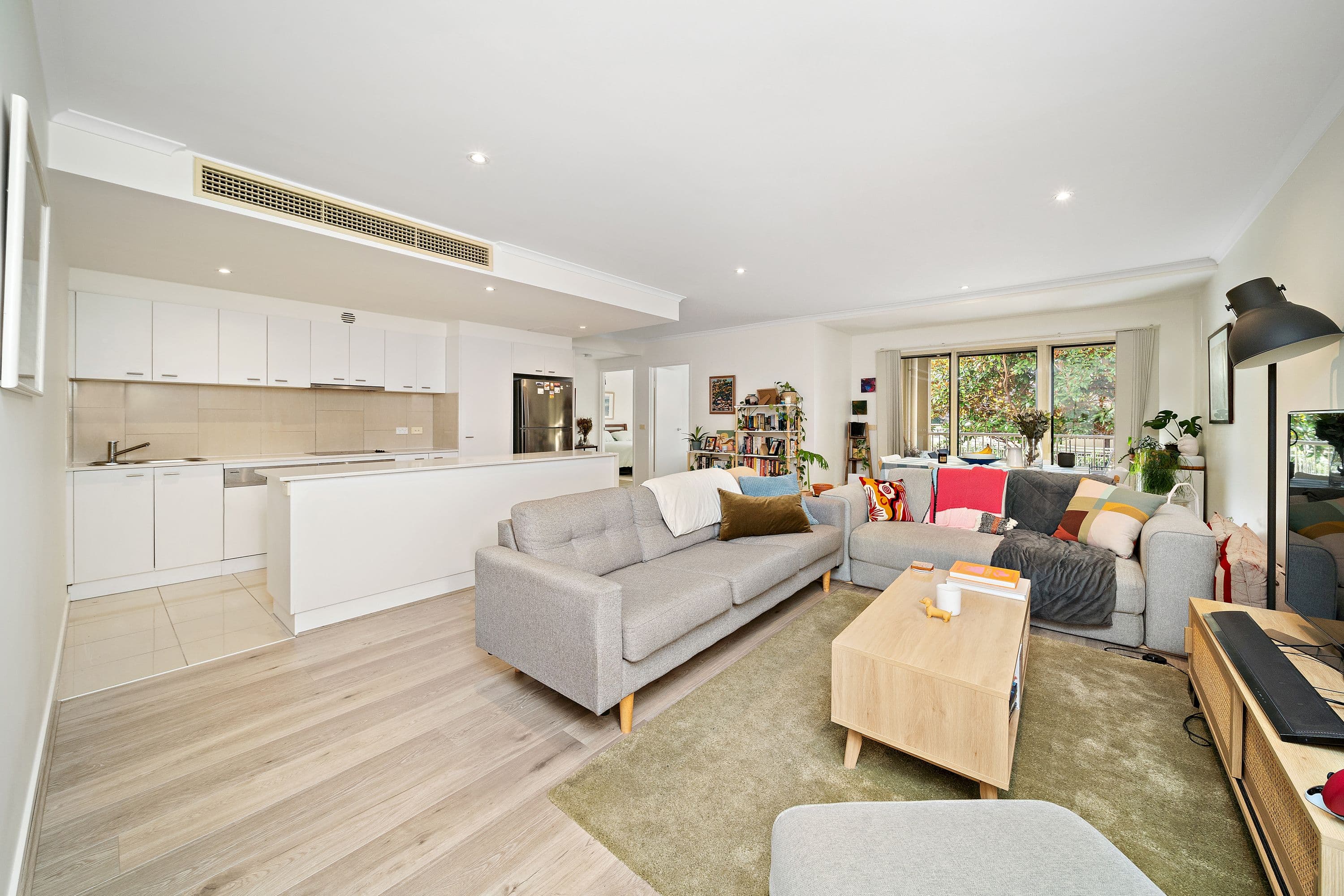 16 Doonkuna Street, Braddon ACT 2612, Braddon - Thumbnail 2