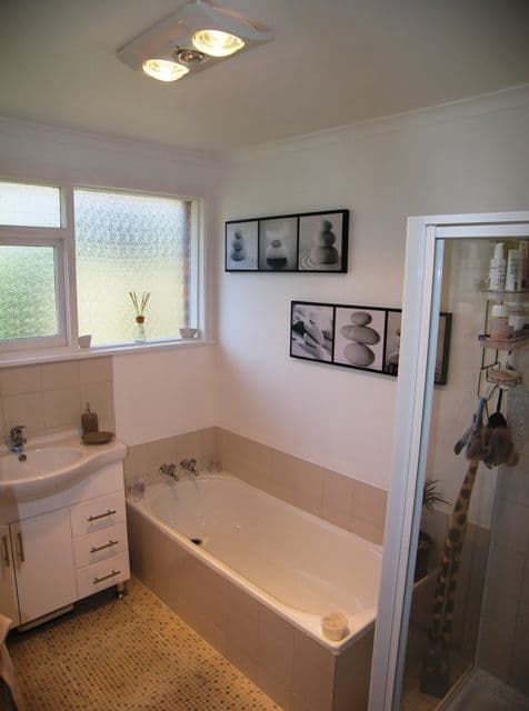 27 Henley Street, LINDISFARNE TAS 7015, Lindisfarne - Thumbnail 2