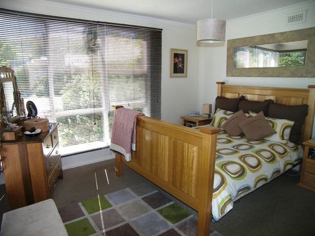 27 Henley Street, LINDISFARNE TAS 7015, Lindisfarne - Thumbnail 3