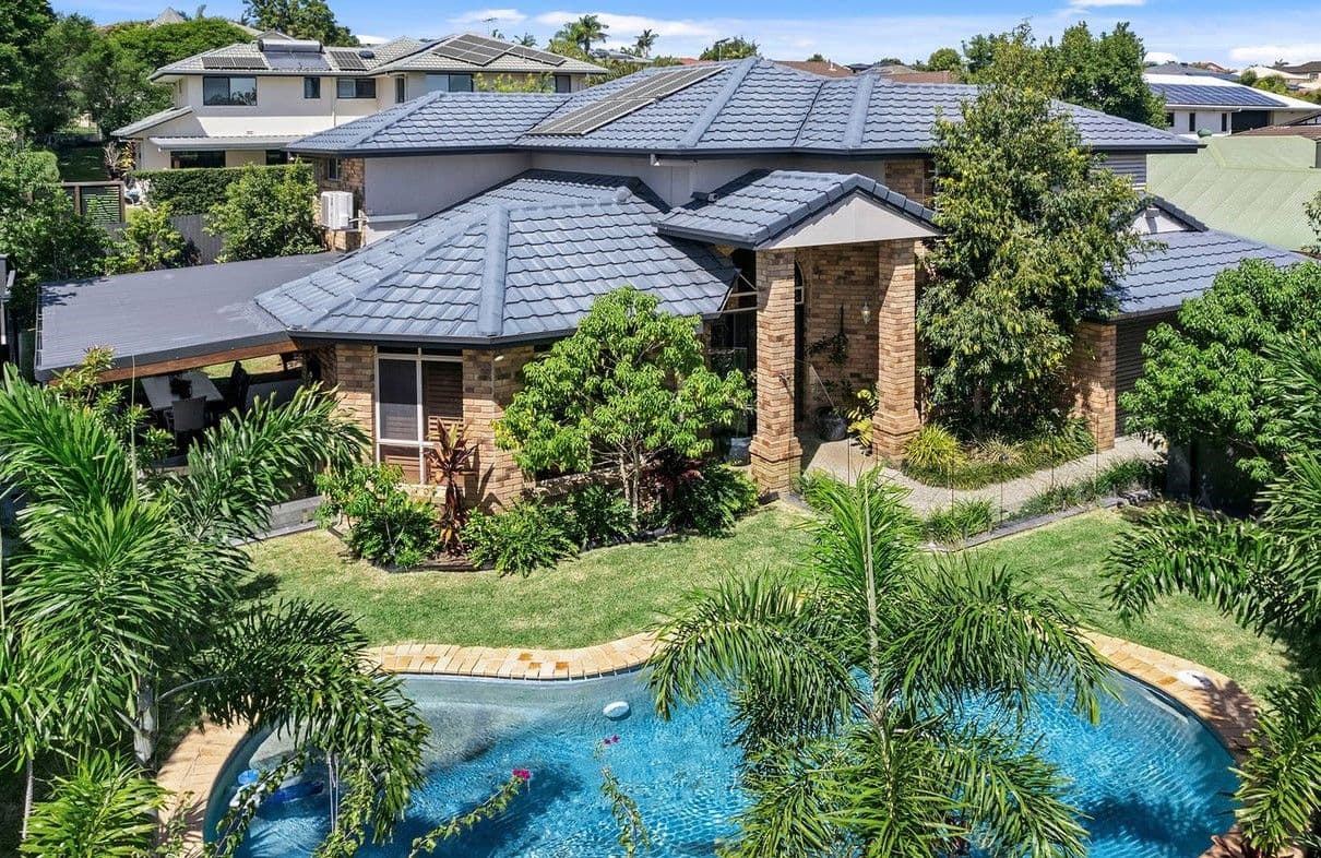 2 Engelmann Close, Carindale QLD 4152, Carindale - Image 1