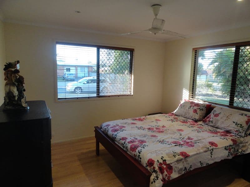 10 Nicklin Drive, BEACONSFIELD QLD 4740, Beaconsfield - Thumbnail 3