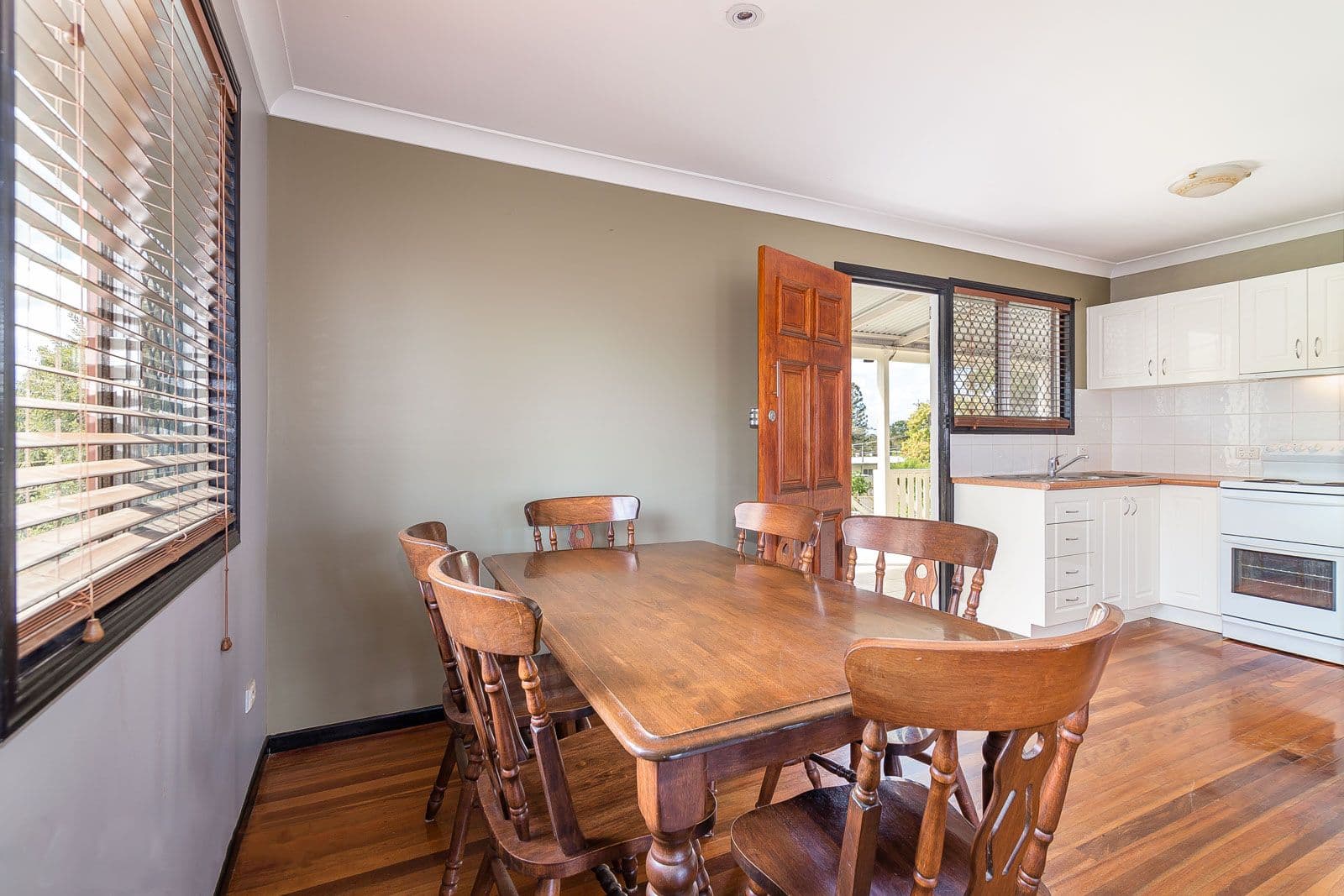 15 Margarette Street, Logan Central QLD 4114, Logan Central - Thumbnail 4