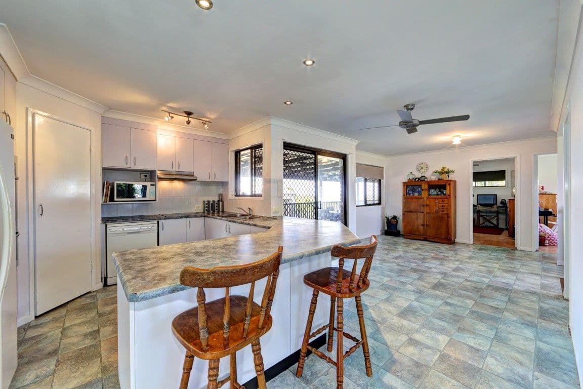 7 Finemore Crescent, QUNABA QLD 4670, Qunaba - Thumbnail 5