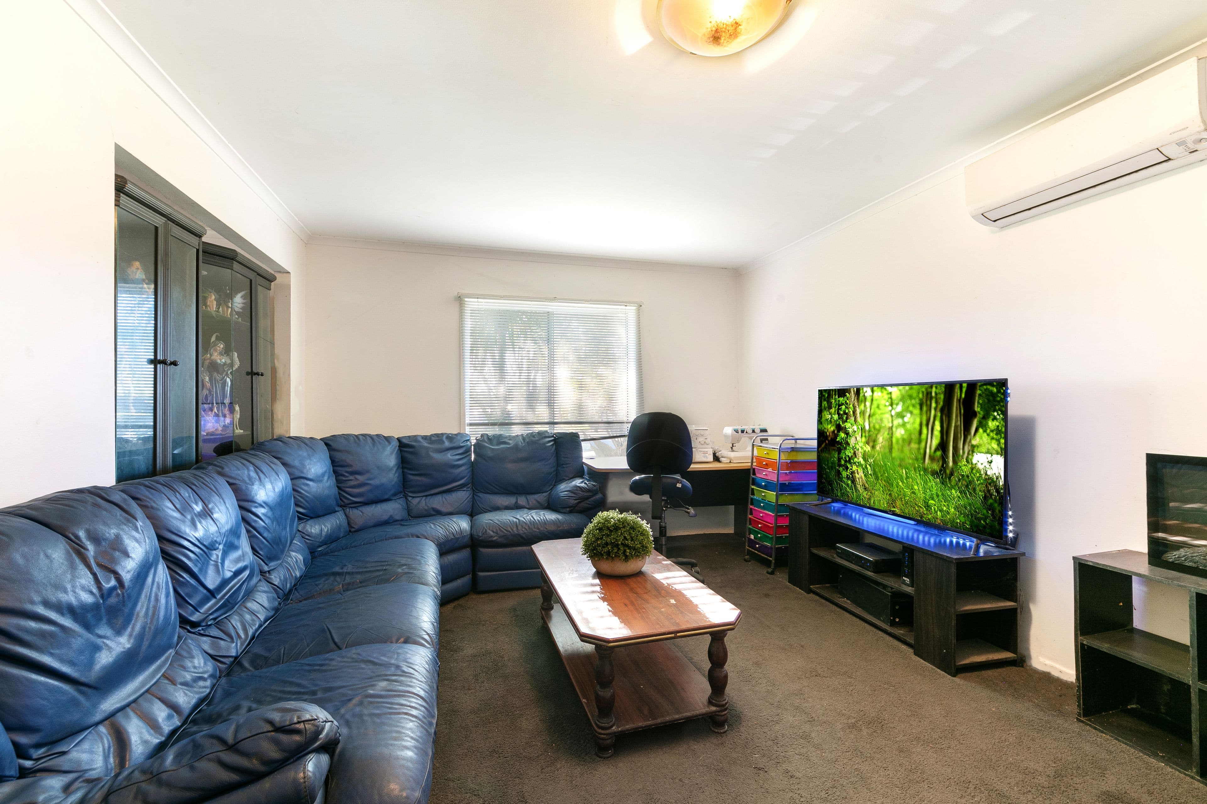 6 Gwenneth Close, Kanwal NSW 2259, Kanwal - Thumbnail 3