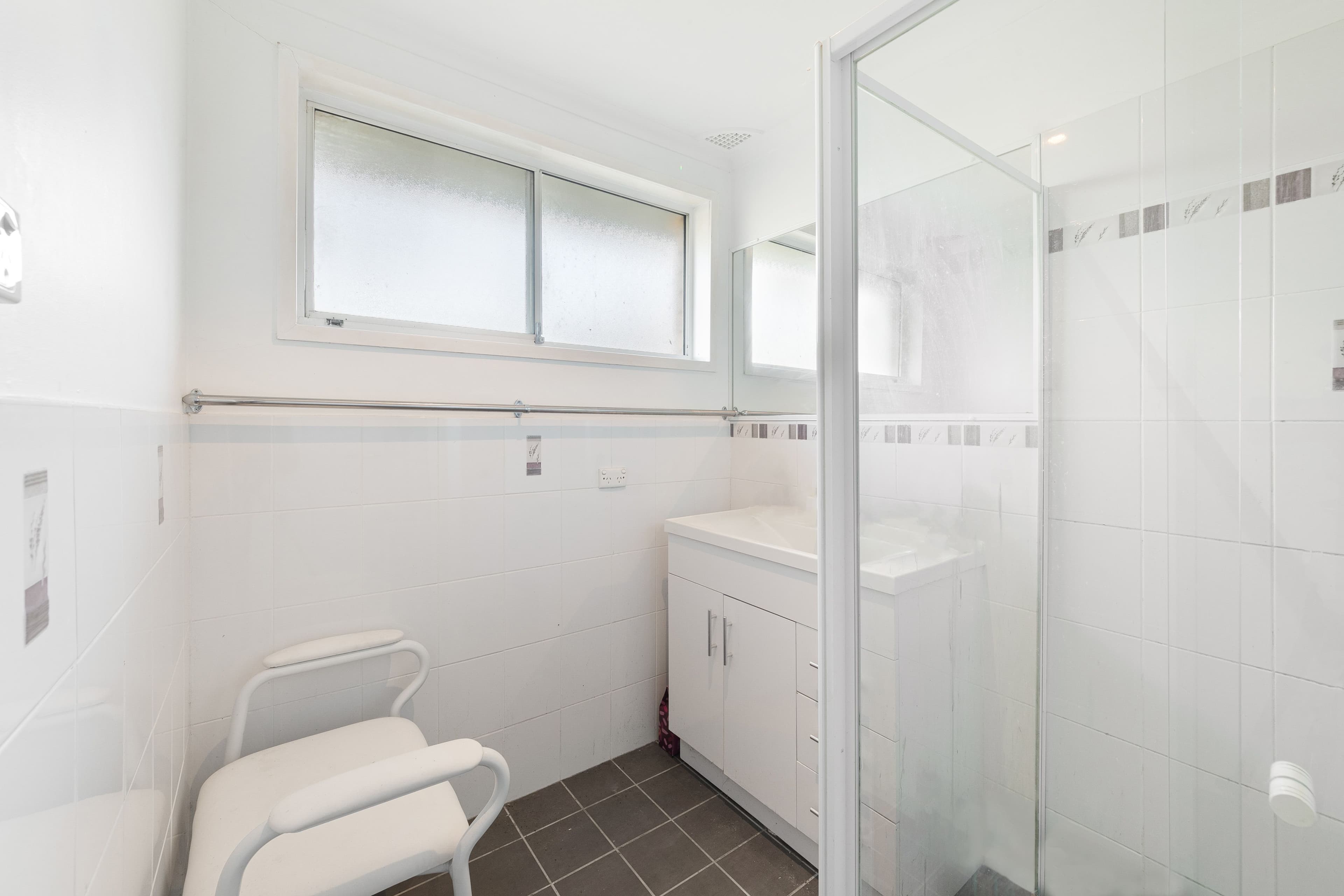 6 Gwenneth Close, Kanwal NSW 2259, Kanwal - Thumbnail 4