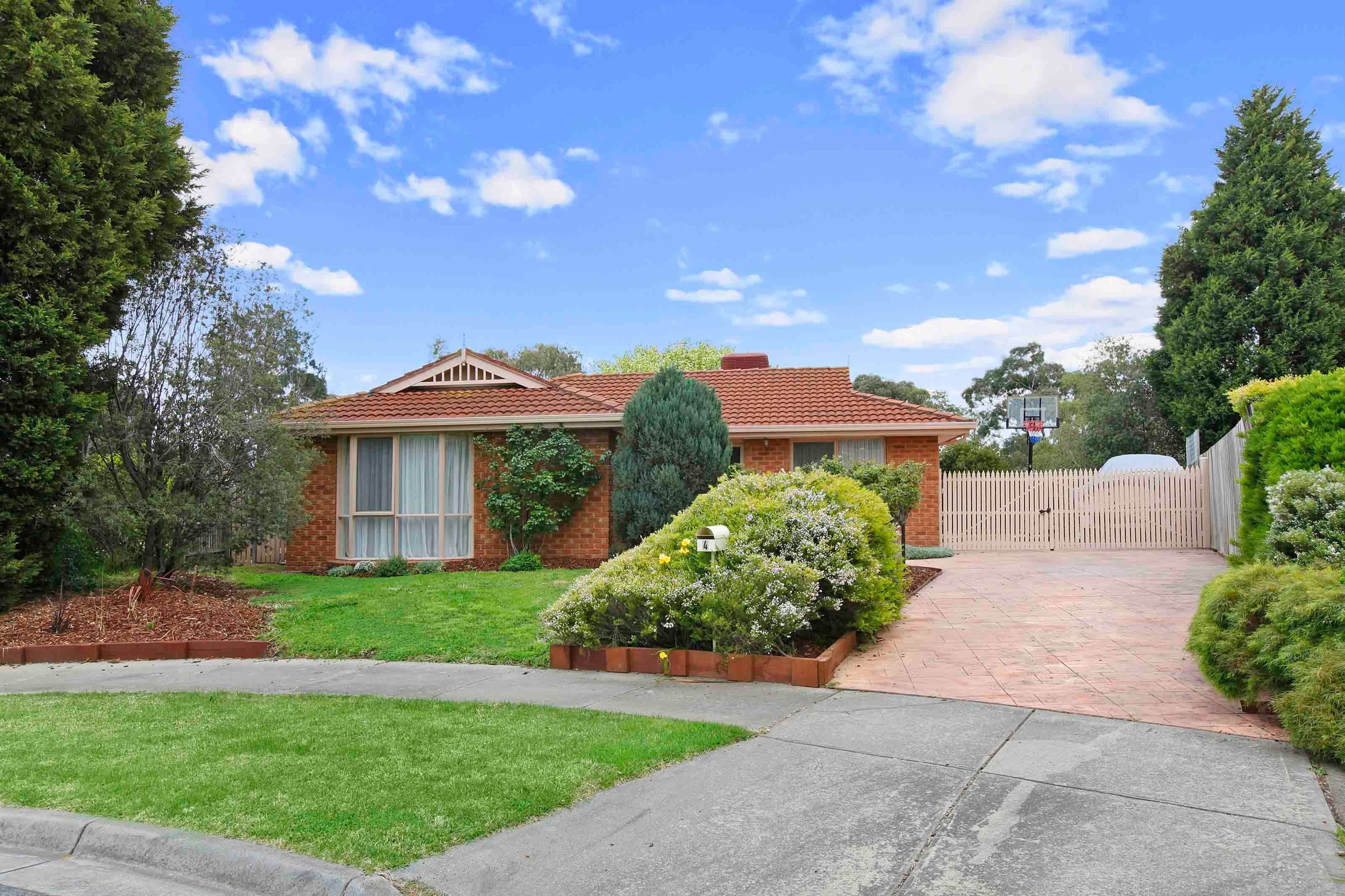 4 Avon Place, Epping VIC 3076, Epping - Image 1