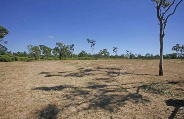 19 South Beck Drive, RASMUSSEN QLD 4815, Rasmussen - Thumbnail 3