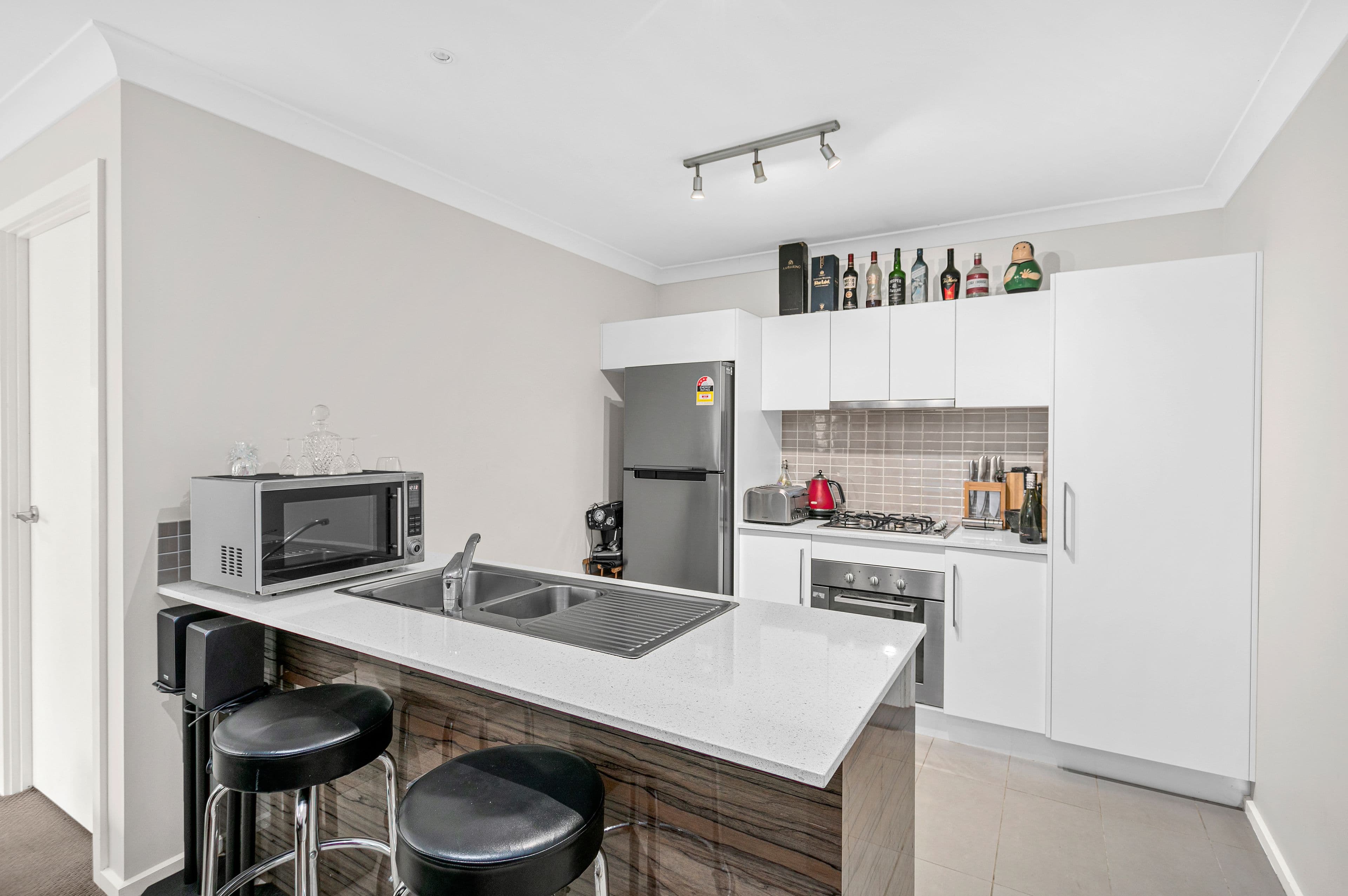 6 Jemima Close, Flinders NSW 2529, Flinders - Thumbnail 2