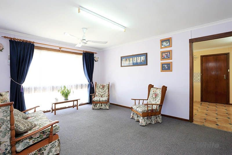 11 Earles Court, Clare SA 5453, Clare - Thumbnail 2