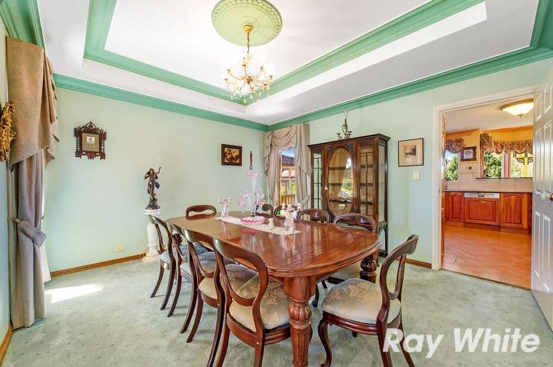 10 Beaumaris Avenue, Castle Hill - Thumbnail 3
