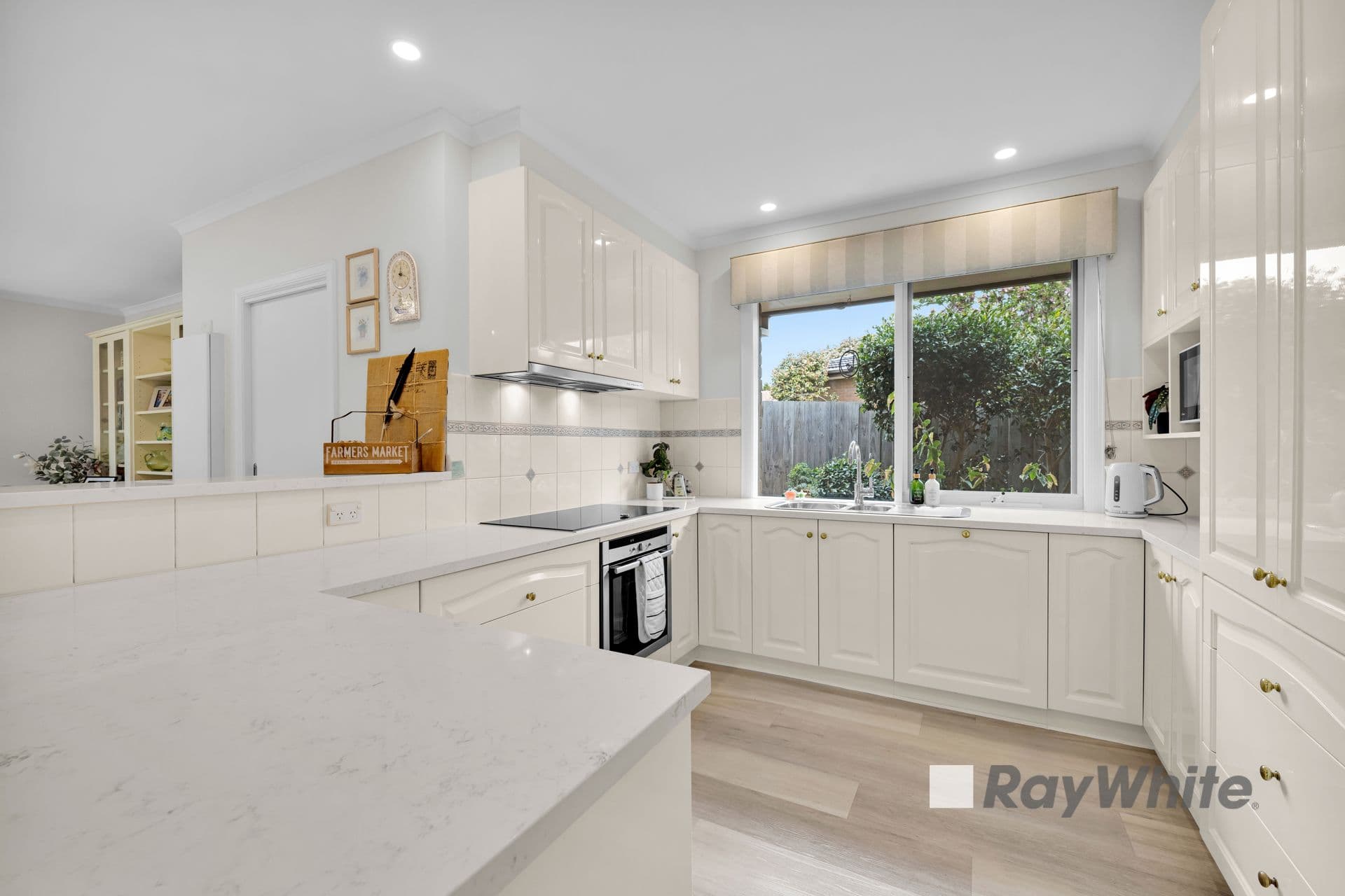 2 Mapleson Court, Hallam VIC 3803, Hallam - Thumbnail 3