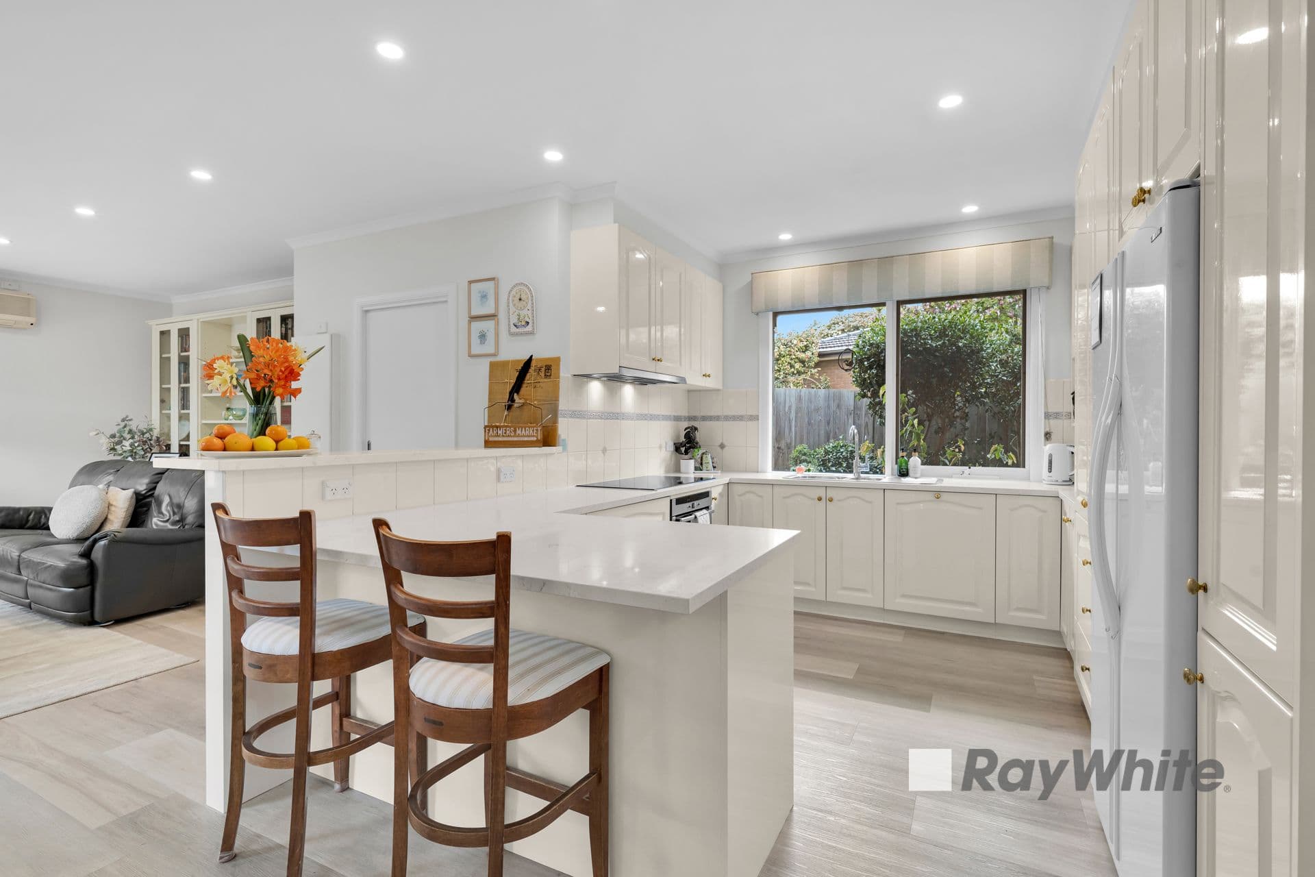 2 Mapleson Court, Hallam VIC 3803, Hallam - Thumbnail 4
