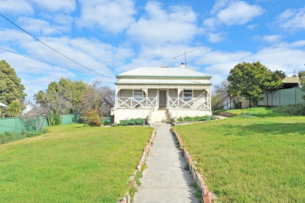 11 Quick Street, Ironbark VIC 3550, Ironbark - Image 1