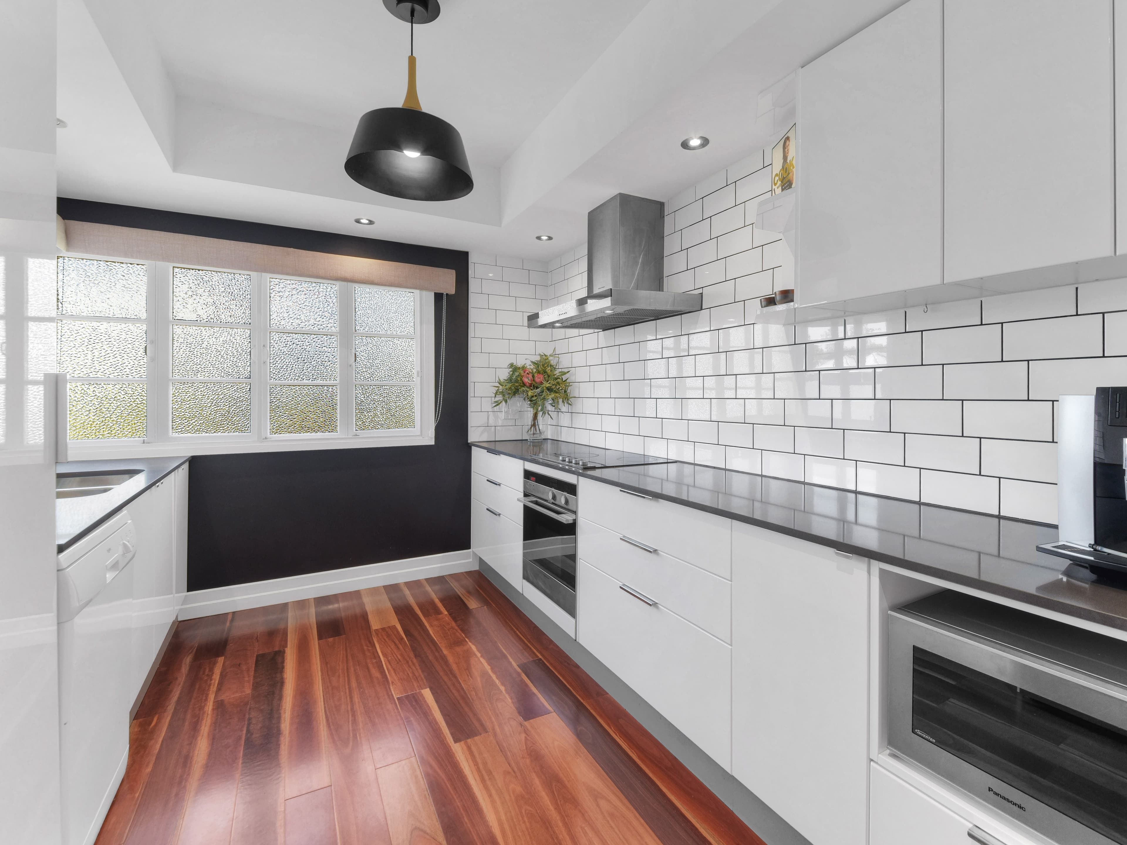 142 Macrossan Avenue, Norman Park QLD 4170, Norman Park - Thumbnail 2