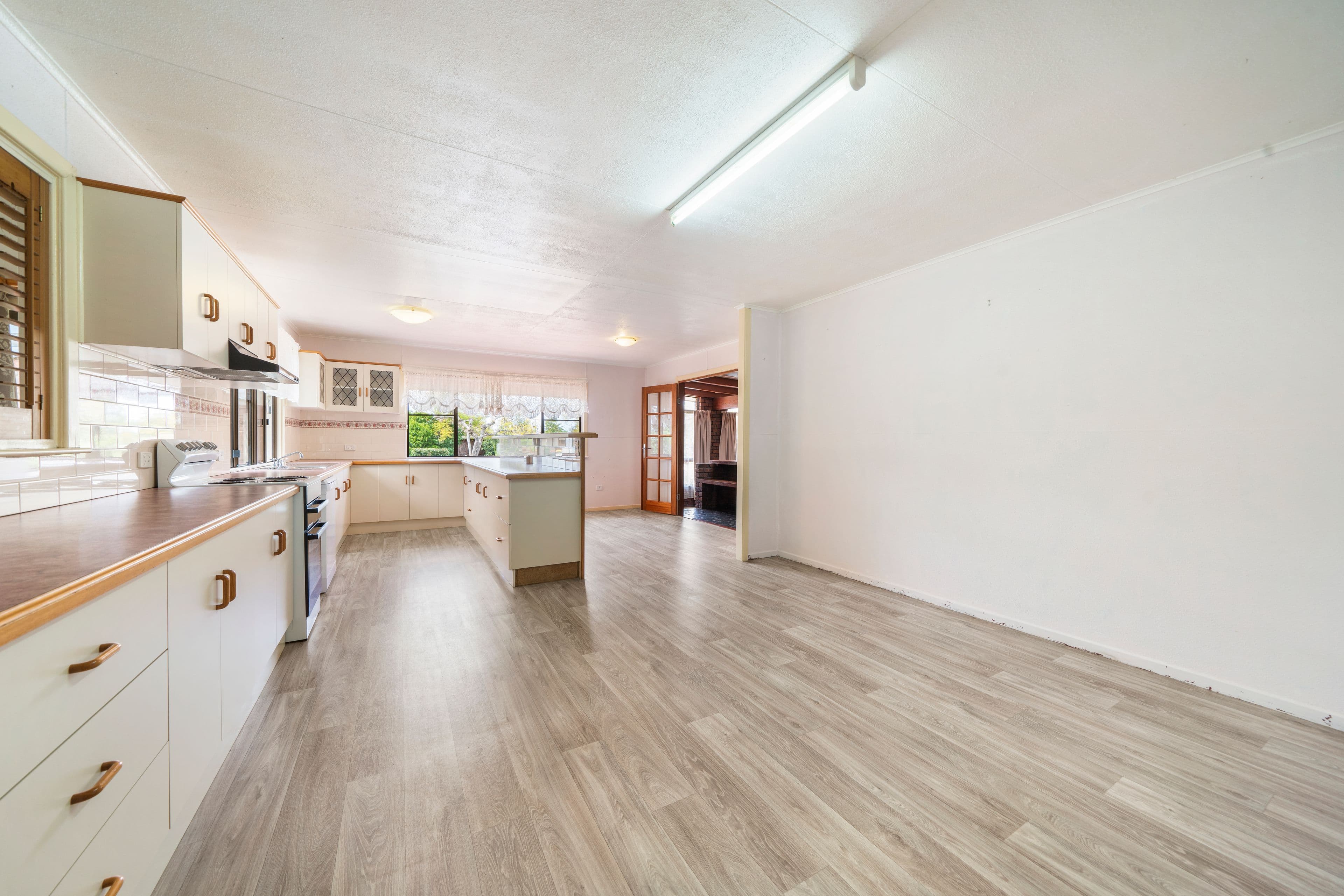 13 Holmes Street, Pittsworth QLD 4356, Pittsworth - Thumbnail 7