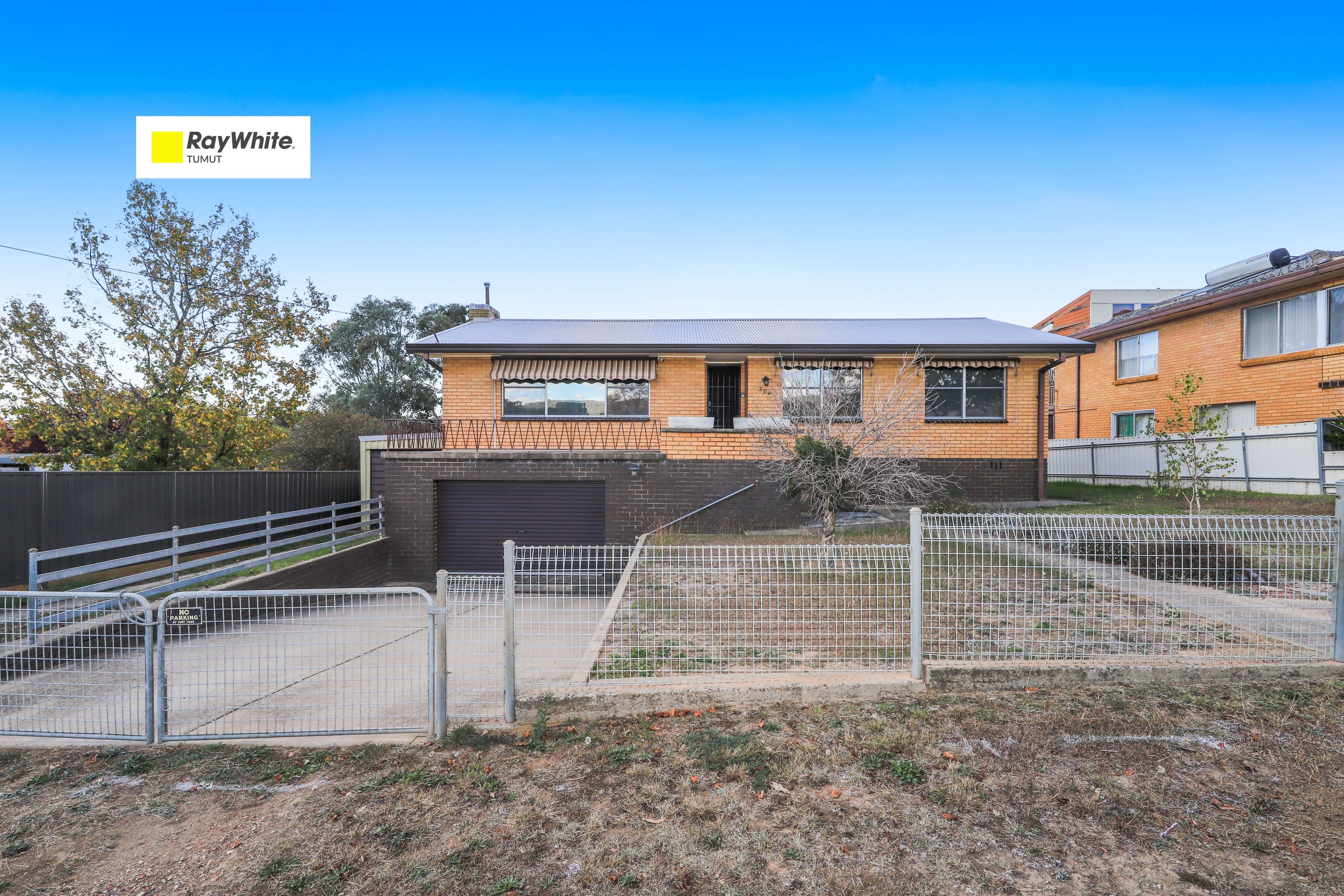 200 Capper Street, Tumut NSW 2720, Tumut - Image 1
