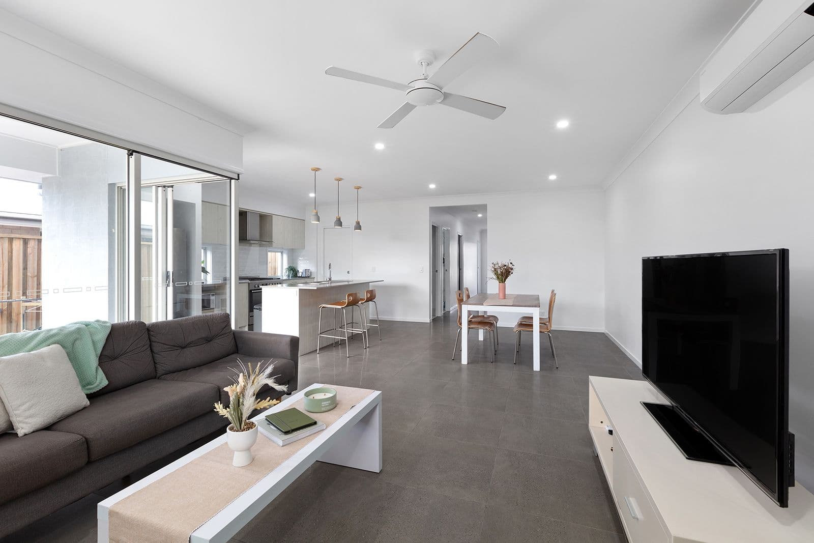 22 Moorhen Street, Palmview QLD 4553, Palmview - Thumbnail 3