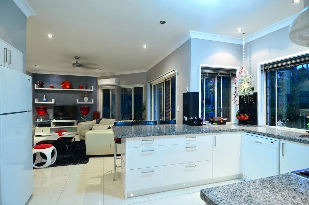 1 Ranier Crescent, Varsity Lakes QLD 4227, Varsity Lakes - Thumbnail 2