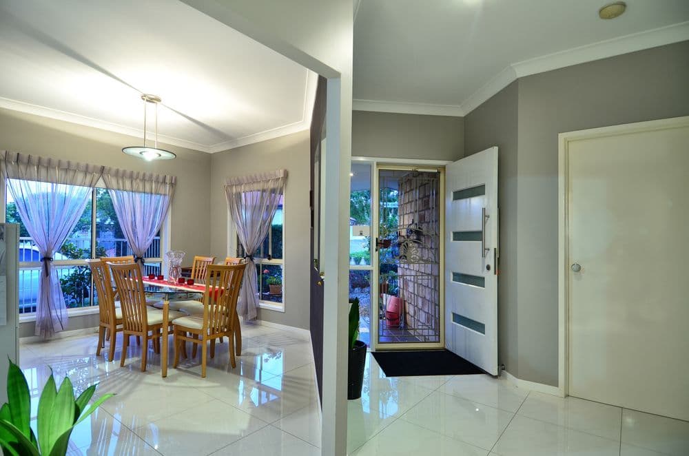 1 Ranier Crescent, Varsity Lakes QLD 4227, Varsity Lakes - Thumbnail 3