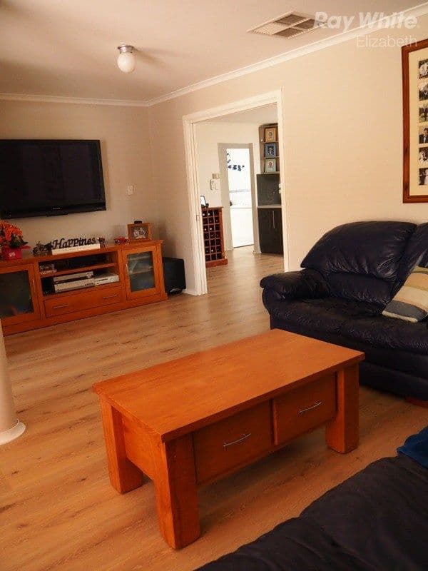 14 Luscombe Way, Craigmore SA 5114, Craigmore - Thumbnail 5