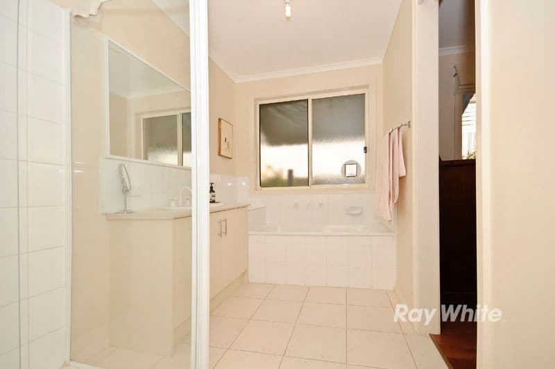 3 Garrison Grove, WANTIRNA VIC 3152, Wantirna - Thumbnail 5