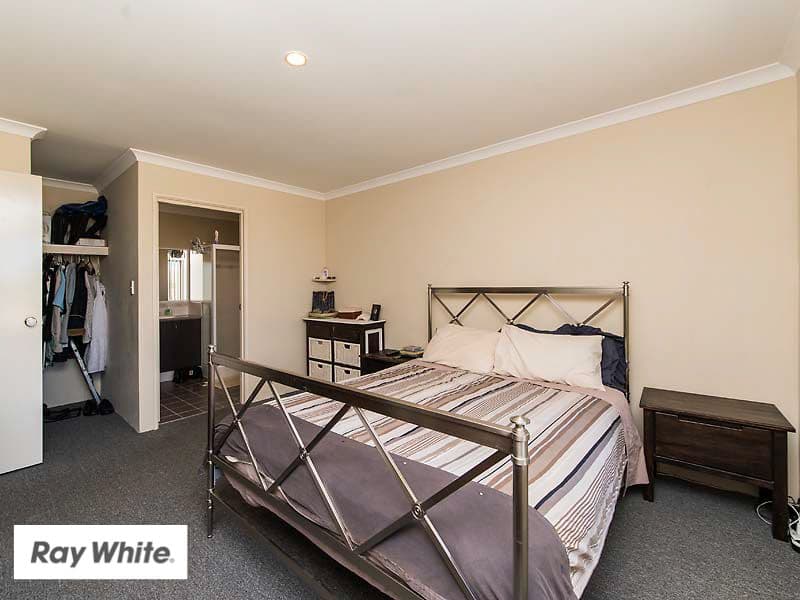 29 Evesham Drive, Ellenbrook WA 6069, Ellenbrook - Thumbnail 4