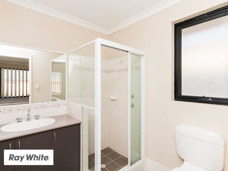29 Evesham Drive, Ellenbrook WA 6069, Ellenbrook - Thumbnail 5