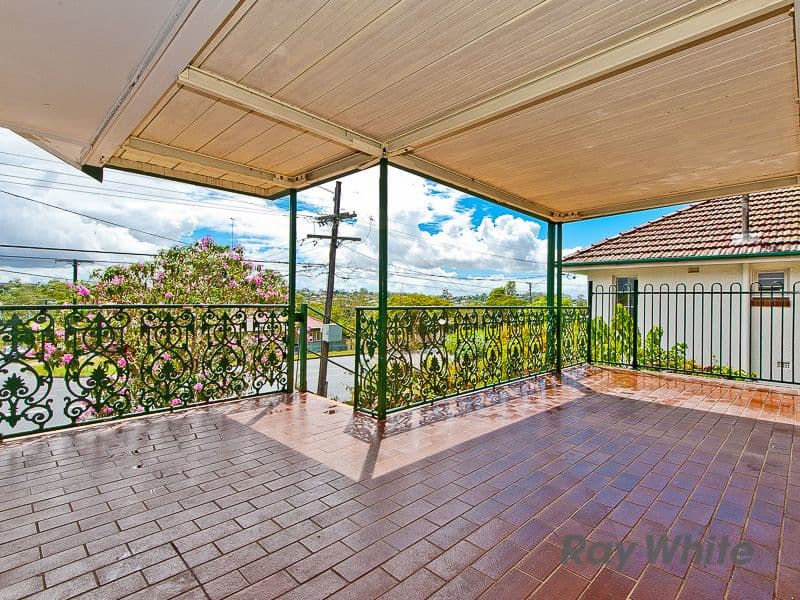 582 Stafford Road, STAFFORD QLD 4053, Stafford - Thumbnail 2