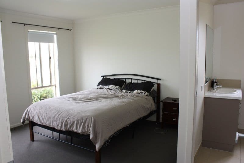 1 Chisnall Street, Corowa - Thumbnail 3
