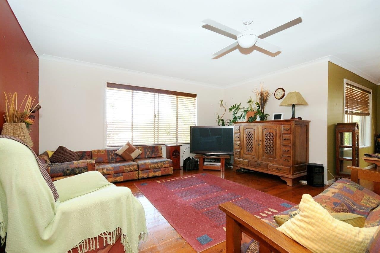 102 Long Street, CENTENARY HEIGHTS QLD 4350, Centenary Heights - Thumbnail 2